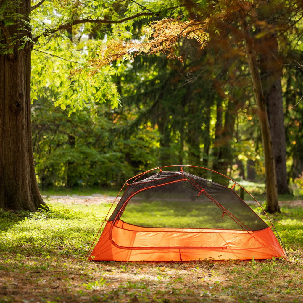 Lightweight 1-Person Backpacking Tent M567