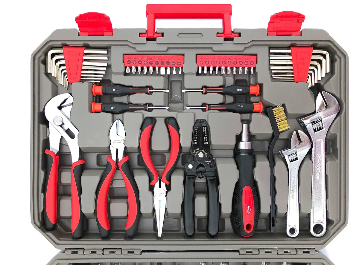 95 Piece Mechanics Tool Set in Metric and SAE W113