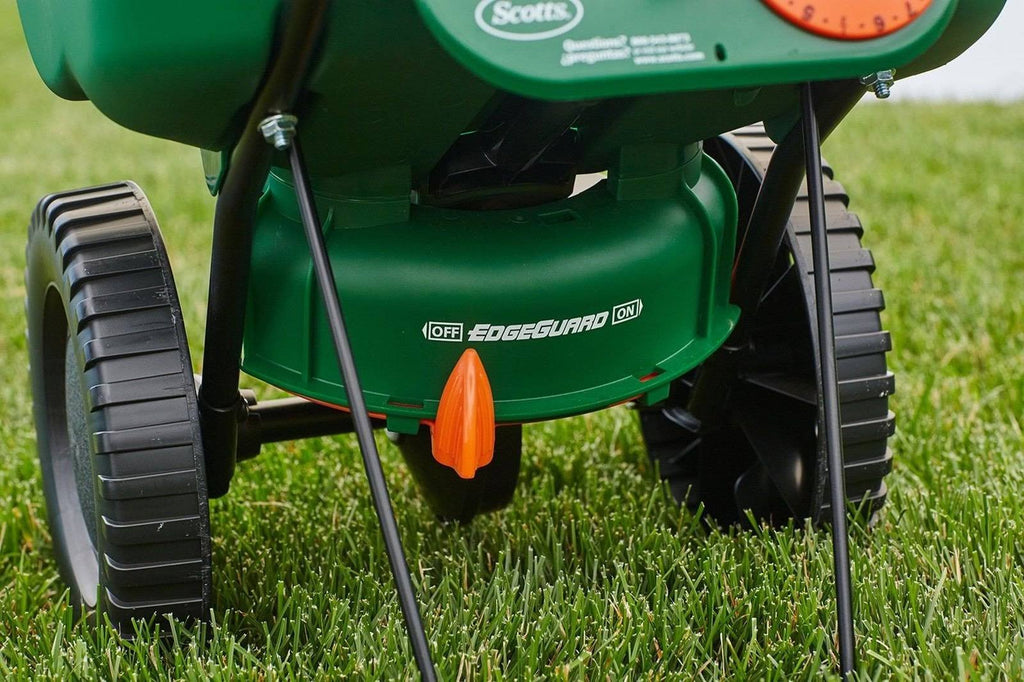 Mini Broadcast Spreader R9799
