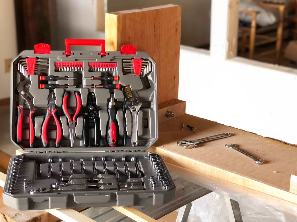 95 Piece Mechanics Tool Set in Metric and SAE W113