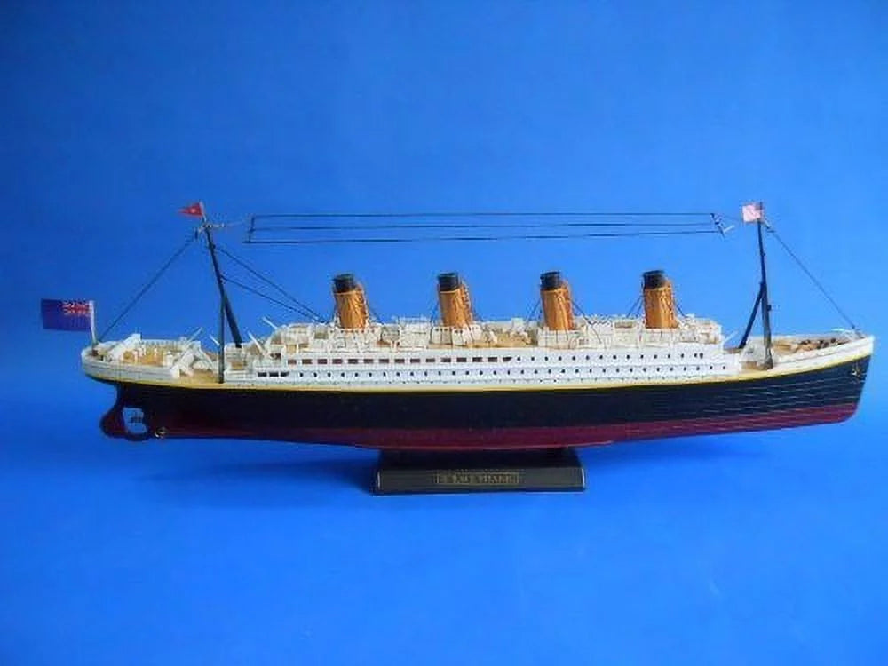 Remote Control RMS Titanic 32" Model Cruise Ship C556215