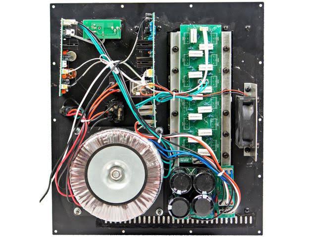 800 Watt Plate Amplifier U156
