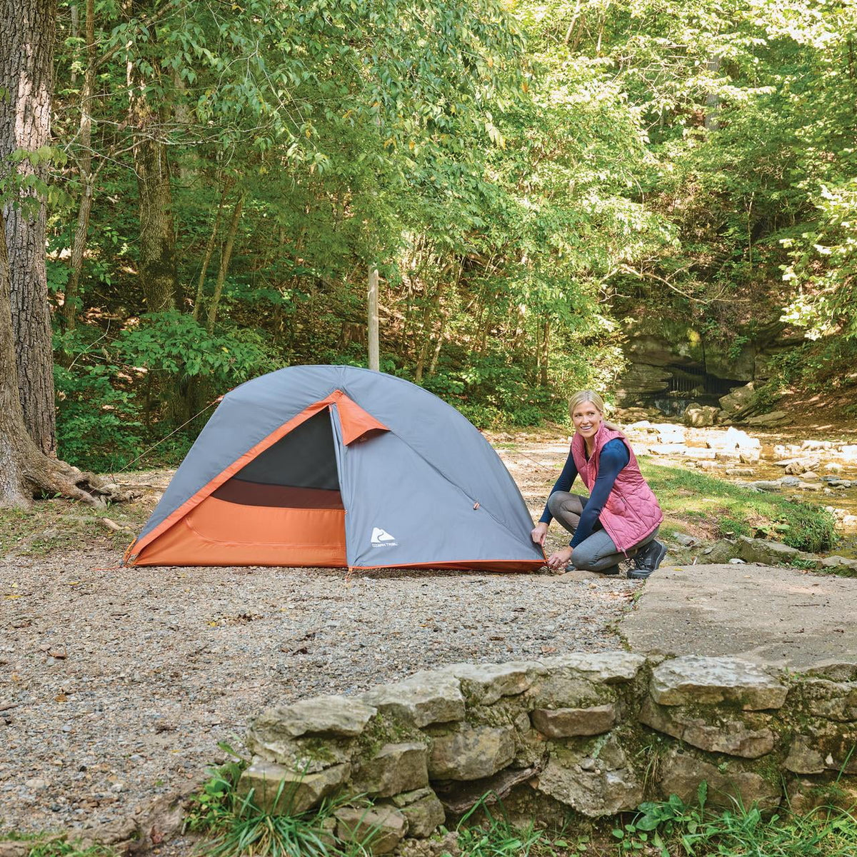 Lightweight 1-Person Backpacking Tent M567