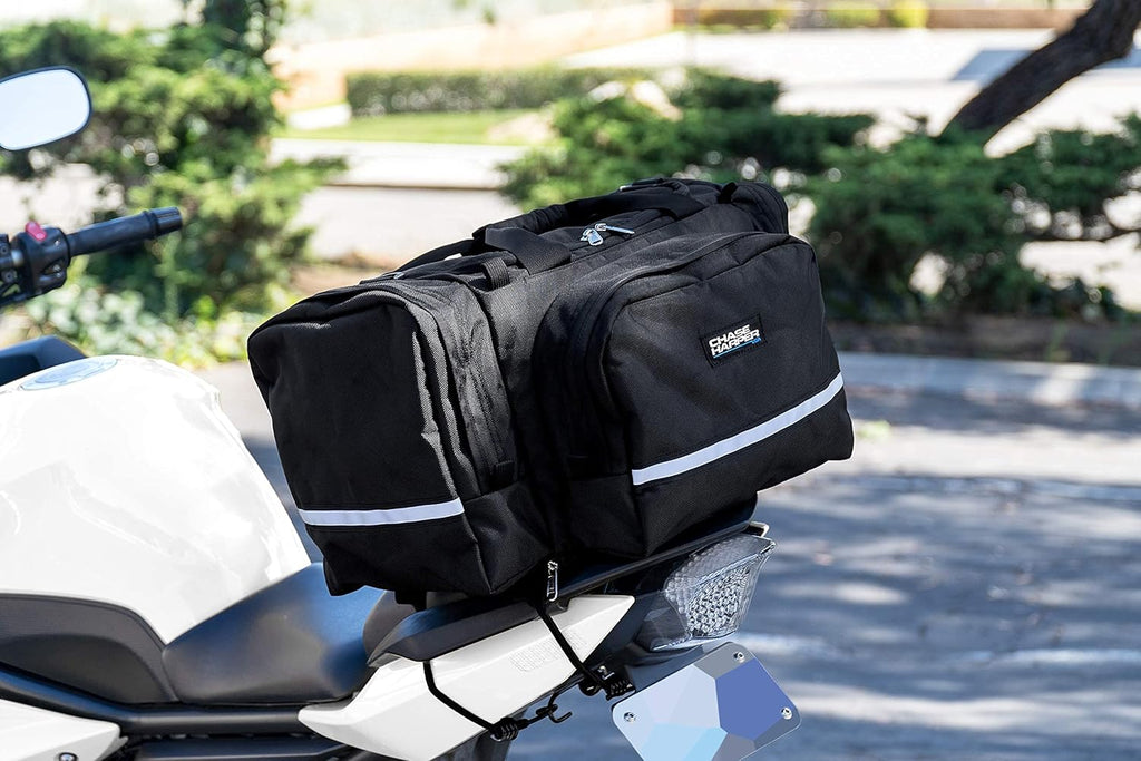 32.9 Liters Water-Resistant Ballistic Nylon Tail Trunk Z848653