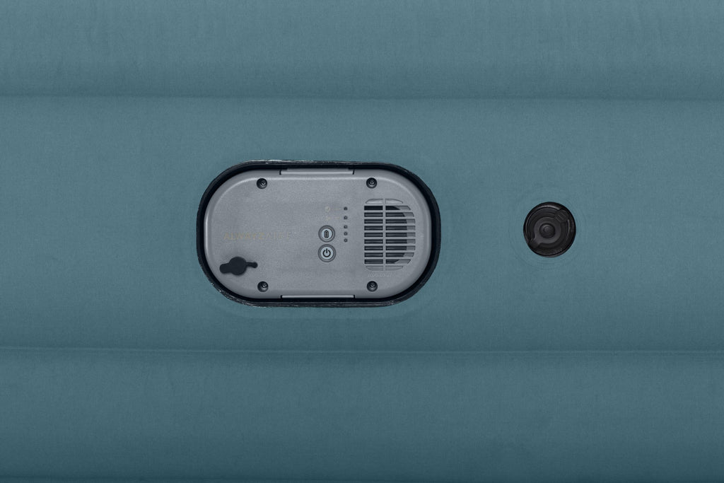 Queen Air Mattress with Rechargeable Pump Y347
