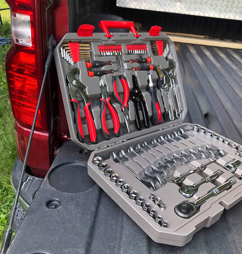 95 Piece Mechanics Tool Set in Metric and SAE W113