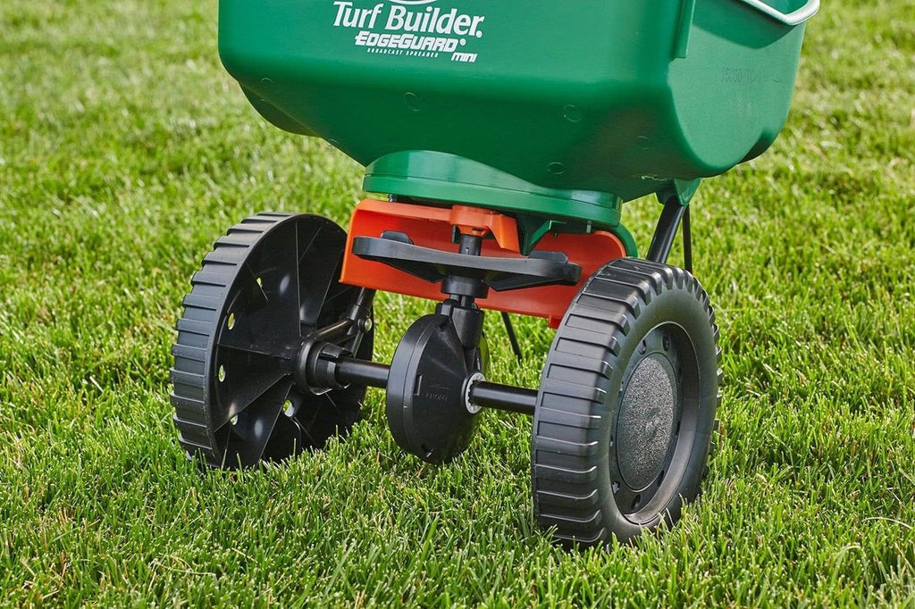 Mini Broadcast Spreader R9799