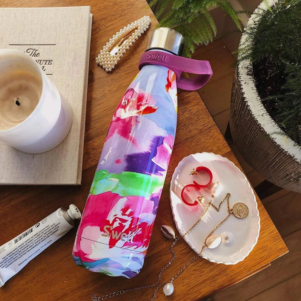 Stainless Steel Water Bottle 17 Fl Oz Triple-Layered Vacuum-Insulated BPA-Free L115293
