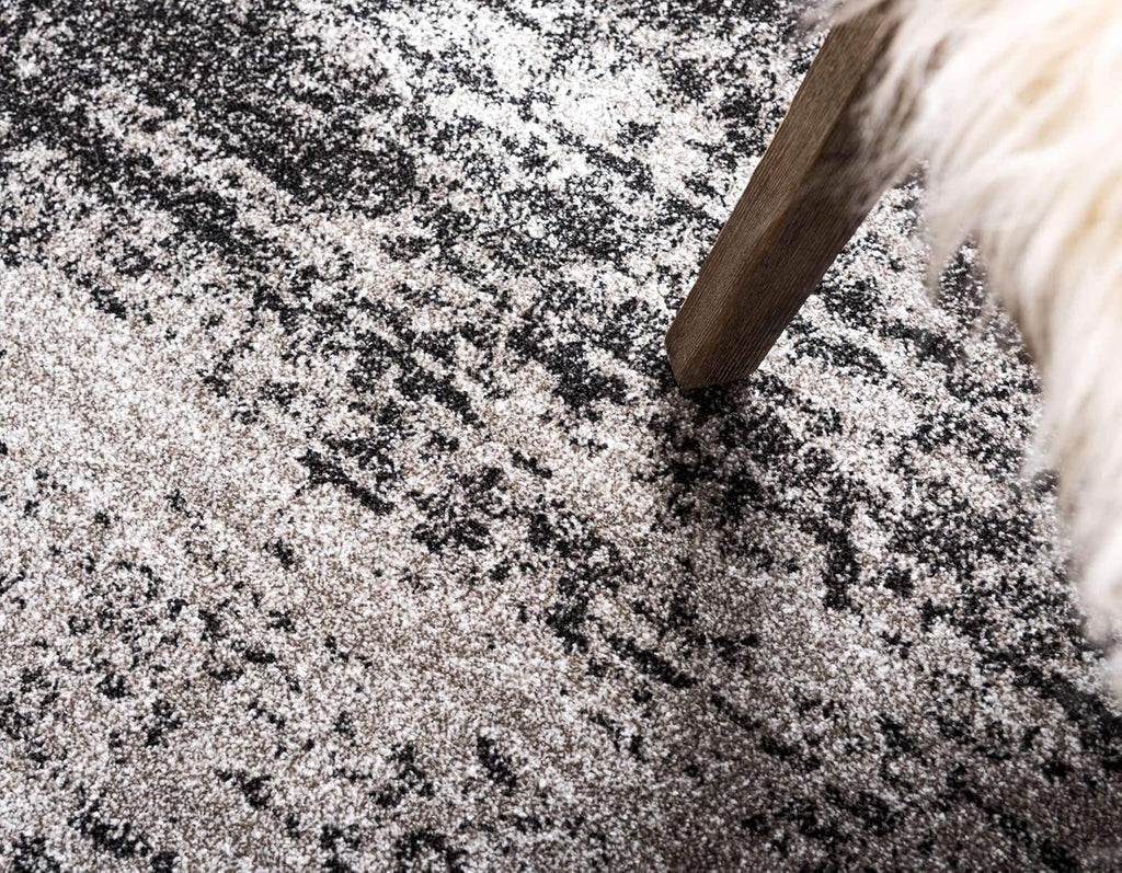 Dark Gray / Ivory 6' 1" x 9' Rectangle Area Rug A5936