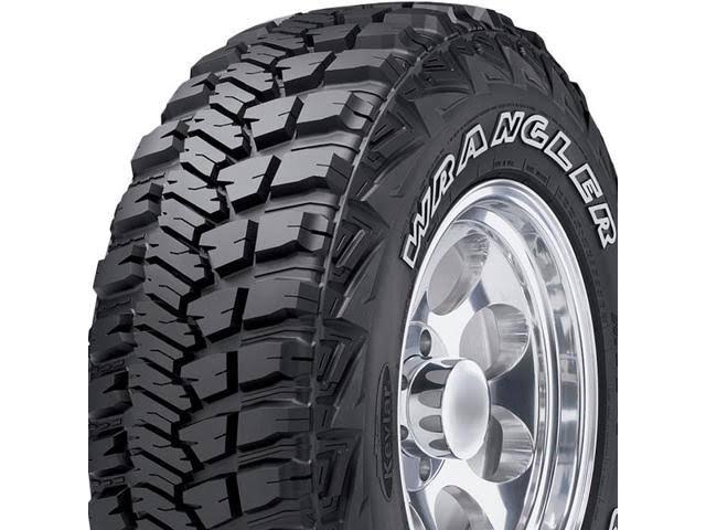 LT285/70R17 Tire G79371