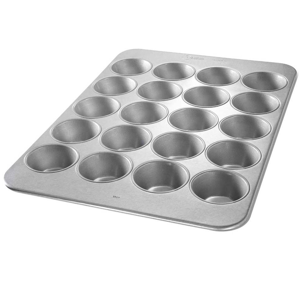 Glazed 20-Cavity Muffin Pan Z741
