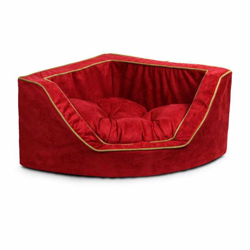 Overstuffed Corner Dog Bed M97124