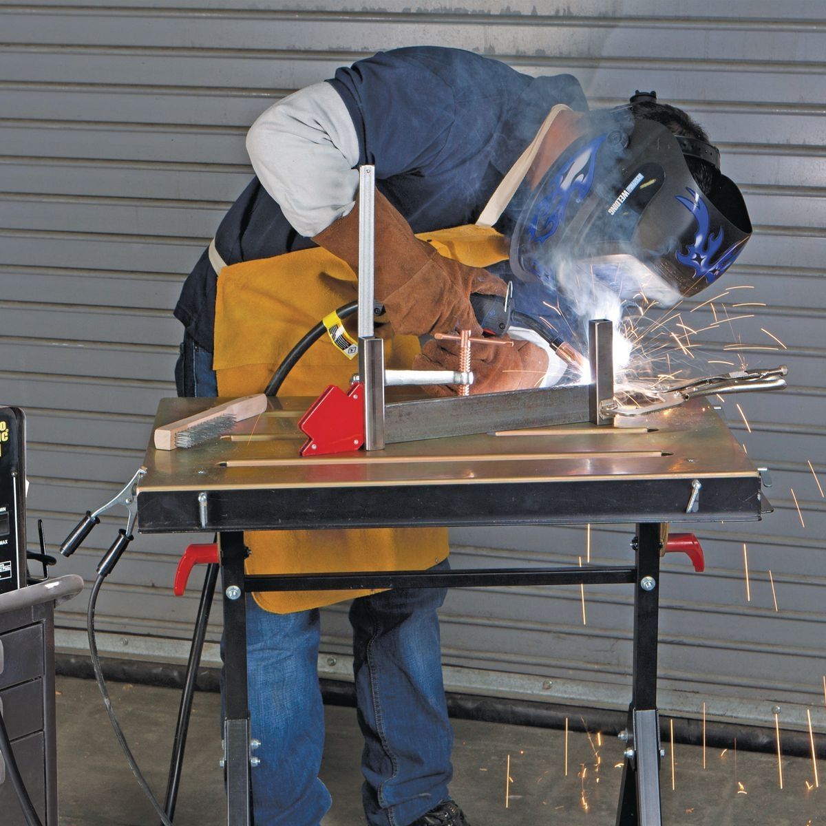 Adjustable Steel Welding Table I260181