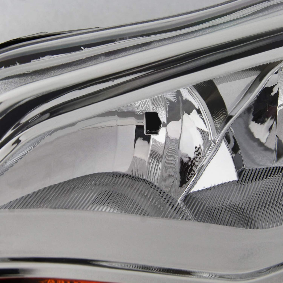 Chrome Trim Halogen Headlights Pair K173