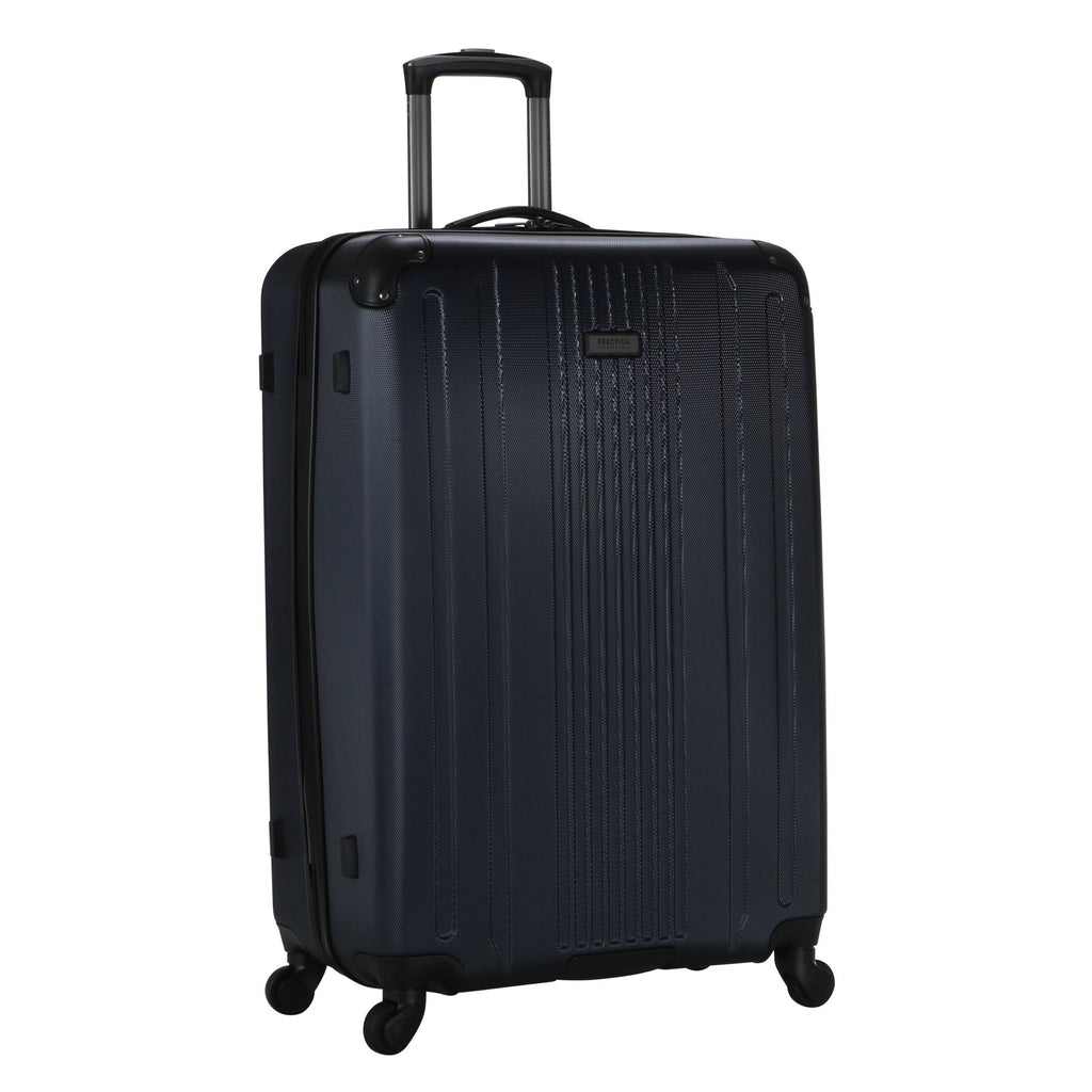 28in Lightweight Hardside ABS 4-Wheel Spinner Suitcase Y27399