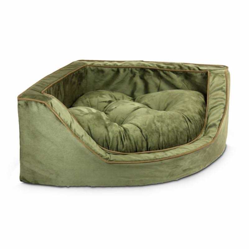 Overstuffed Corner Dog Bed M97124
