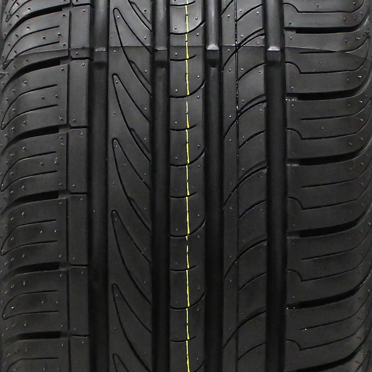 P195/65R15 89H Passenger Tire Q8331